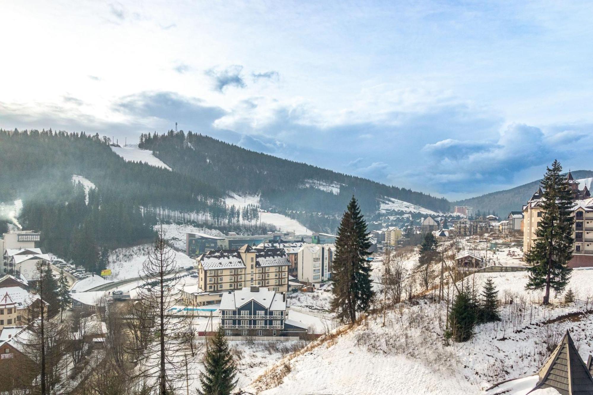 Gold Palace Wellness & Spa Bukovel Exteriör bild