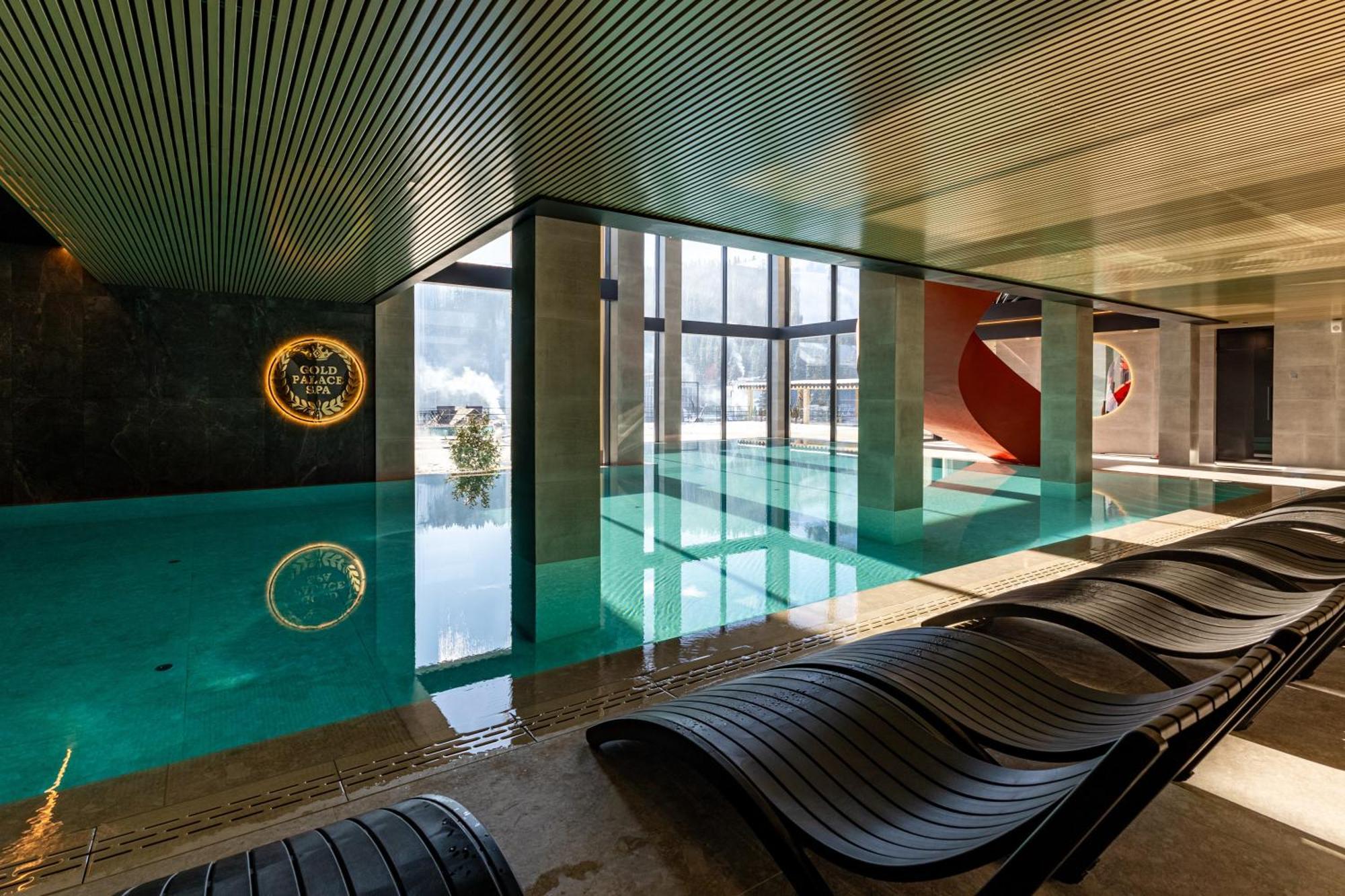 Gold Palace Wellness & Spa Bukovel Exteriör bild