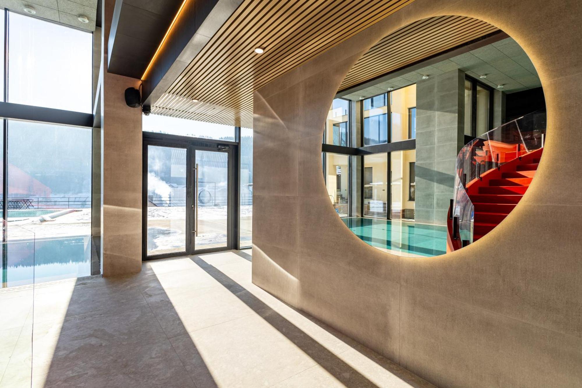 Gold Palace Wellness & Spa Bukovel Exteriör bild
