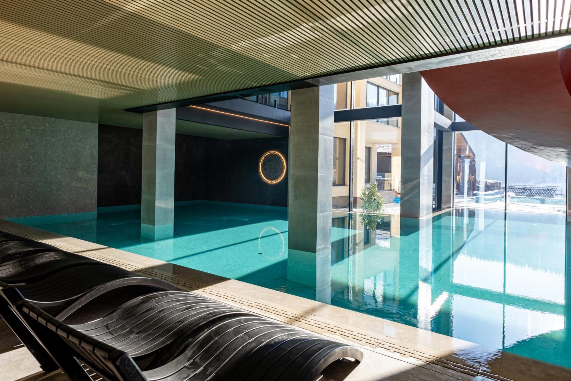Gold Palace Wellness & Spa Bukovel Exteriör bild