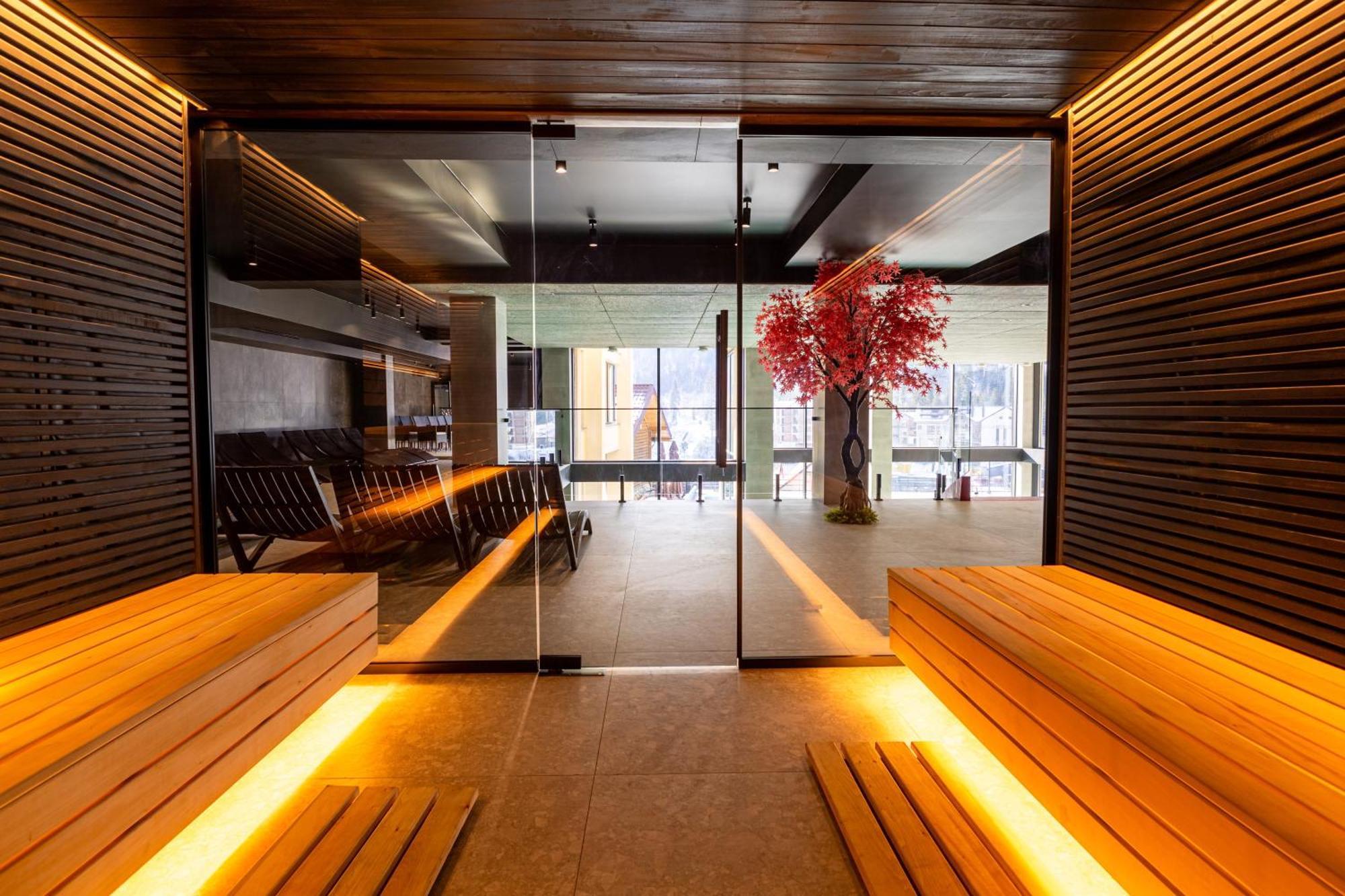 Gold Palace Wellness & Spa Bukovel Exteriör bild